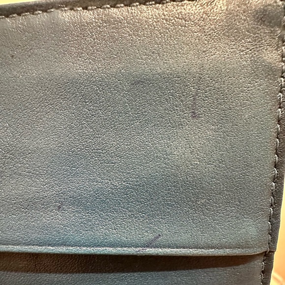 Stunning Coach Purse WITH Matching Wallet - Picture 7 of 16